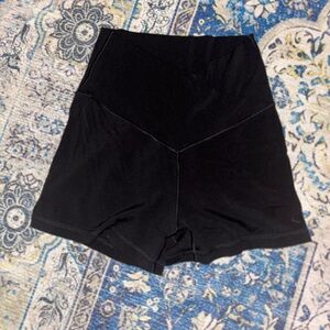 Arie crossover biker short